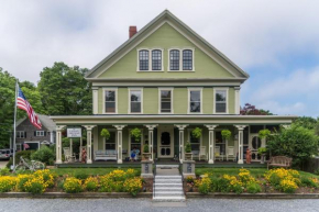  Captain Freeman Inn  Брустер